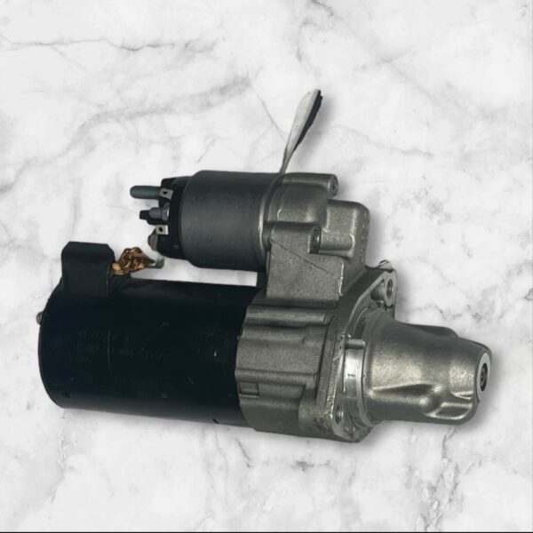 genuine mercedes bosch starter motor AMG M177 C63s A2789060700 - Image 2