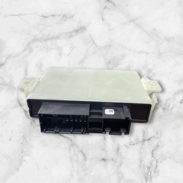 NEW Mercedes Benz Exhaust Gas Recirculation Control Module A0009004613 - Image 3