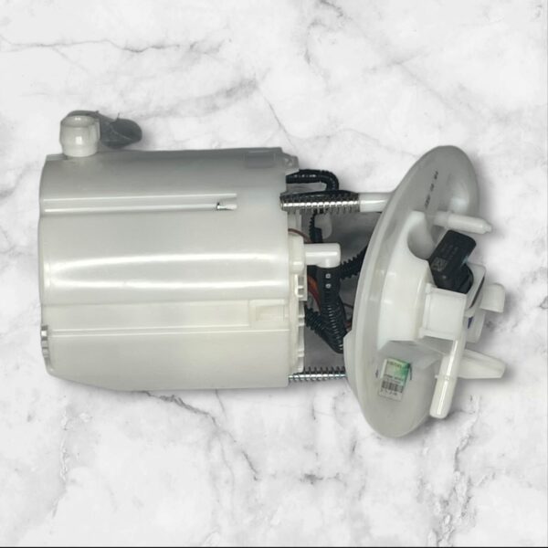 Genuine Mercedes-Benz Fuel Gas Tank Pump Unit A2054705103