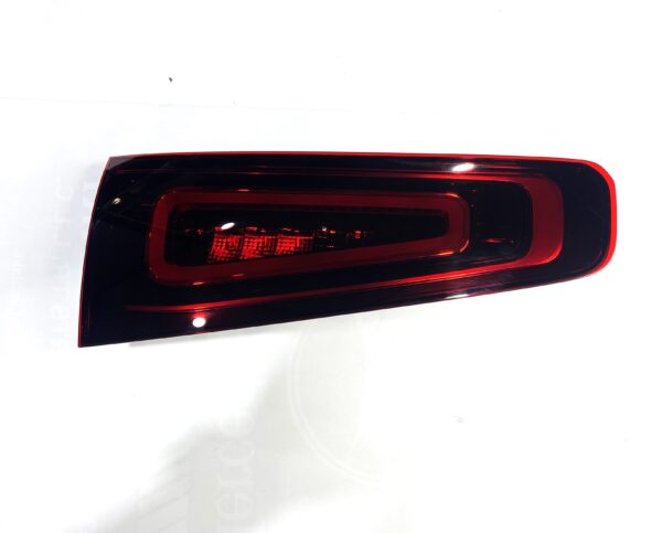 Mercedes-Benz W167 Rear Lamp LED Rechts A1679067001 Rear lamp