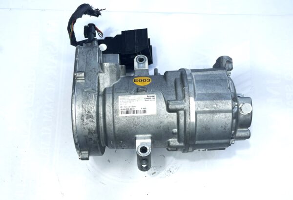 REFRIGERANT COMPRESSOR