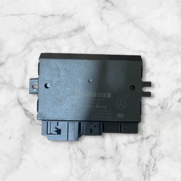 Mercedes-Benz Control Unit Complete A1669004417