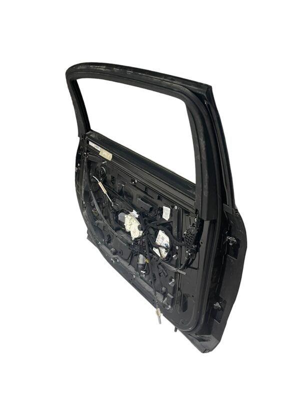 A2227300505 Mercedes S-Class W222 Maybach door rear right window 197U 100km - Image 2