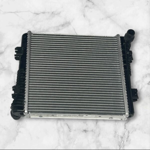 OEM MERCEDES BENZ W205 C63 AMG Engine Water Cooler Radiator A0995005903 - Image 3