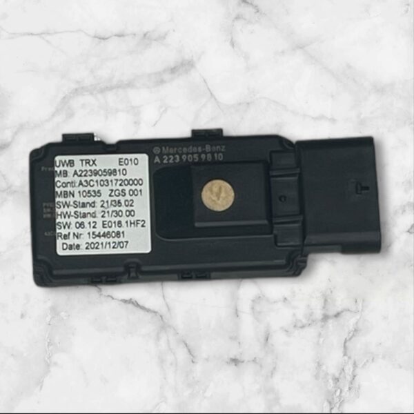 Mercedes Benz Control Module A2239059810 control unit