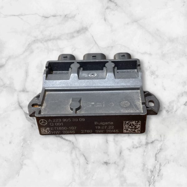 2021-2023 Mercedes Benz C300 EQS S580 Rear Switch Module A2239053609 OEM A1