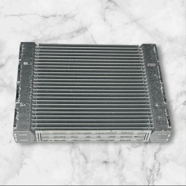 NEW MERCEDES-BENZ S ADDITIONAL WATER COOLER RADIATOR W222 S63 AMG A0995004003