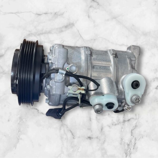 CLIMATE PUMP AC COMPRESSOR Mercedes-Benz B (W247) 2022 A0008304202- - Image 5